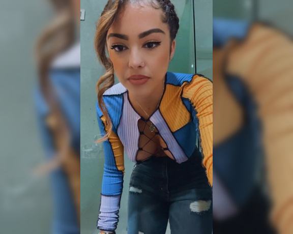 Malu Trevejo (@malutrevejo18) Onlyfans Video15