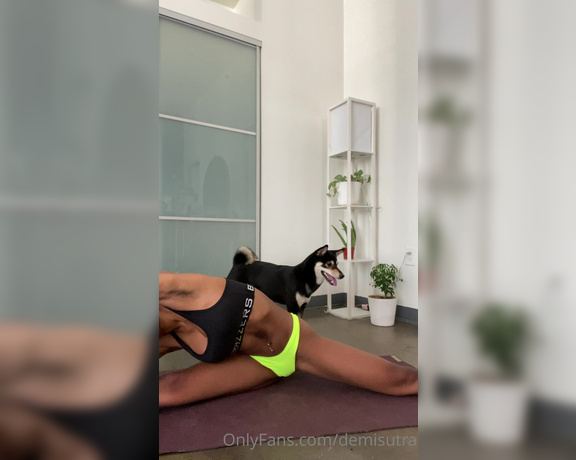Demisutra - (Demi Sutra) - FREE VIDEO Watch me workout lets get hot and sweaty together!!