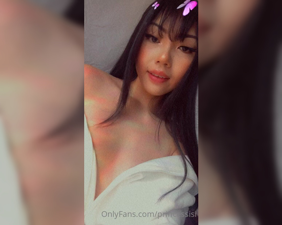 Princessisi -  Wanna come suck on my titties baby,  Teen, Small tits