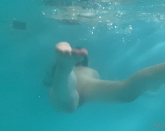 Reislin -  Lol. Tits under water look really funny. But next time I will use GoPro for shooting,  Amateur, Tattoo, Big Ass