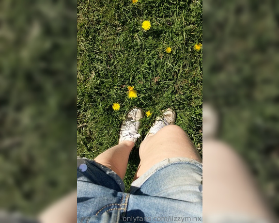 Lizzy Loves -  Grass between my toes  Bliss,  Amateur