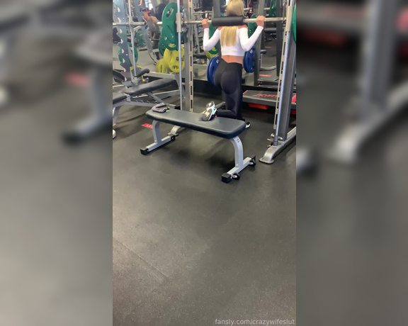 Crazywifeslut - Gym time (04.09.2022)