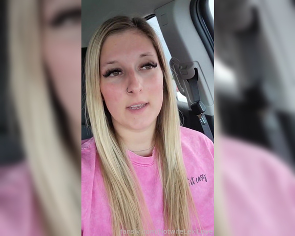 HotwifeLexiLove - Hubby made me stop at the store after leaving one of my bulls house after we had some hot (27.06.2023)