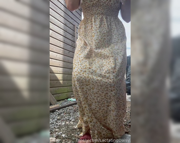 LactatingDaisy - (LactatingMommyMILF) - Maybe I should do more milking outside. I hope the neighbours don’t mind (28.07.2023)