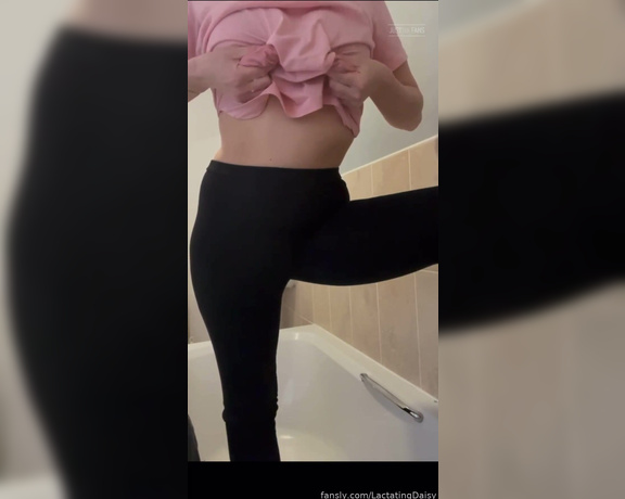 LactatingDaisy - (LactatingMommyMILF) - Watch me piss my yoga pants and milk through my top #fyp #lactation #p (04.01.2023)