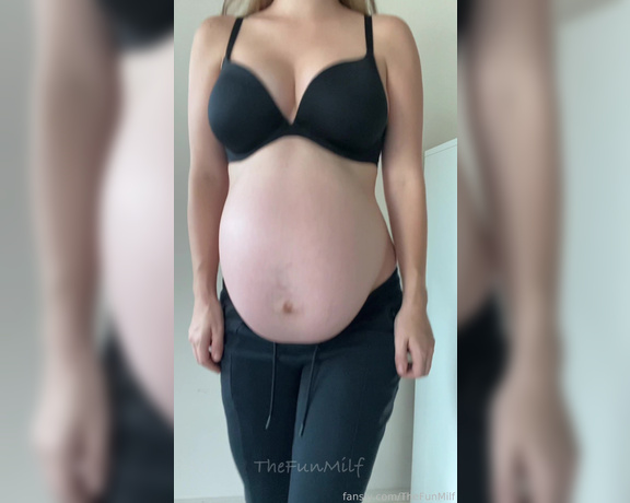 TheFunMilf - So today I really really missed my pregnant body And do you know why Today I met a reall (06.03.2022)