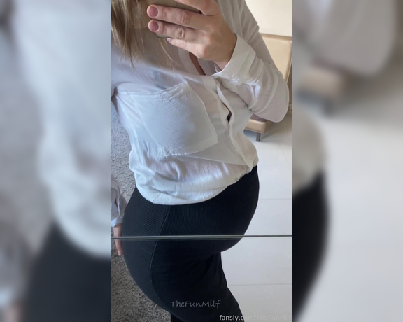TheFunMilf - So had to head into the office today for the first time in a while… sometimes I wish all (25.08.2021)