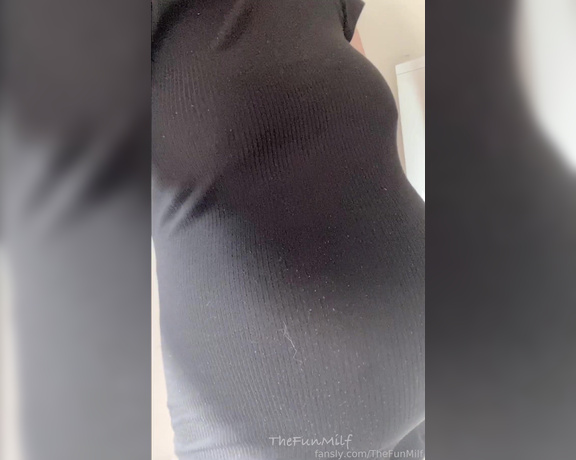 TheFunMilf - Came across these two never before seen pregnant videos  Should I get pregnant again (04.01.2023)