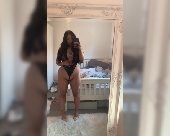 Thickbrunette - OnlyFans Video 5