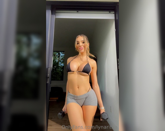 Lynaritaa (Lyna Perez) Onlyfans Videos3