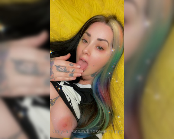 Lindseyjenningz - (Lindsey Jennings) - Fuck I’m so horny for you playing with my wet little pussy in my tight leggings tip if you love it