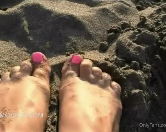 Mackmovies - (MACK Movies) - Such an amazing day at the beach. No one dare wear shoes. Bare feet, toes, high arches..