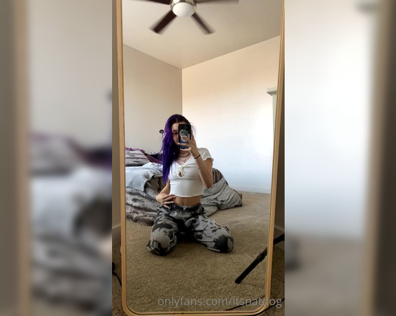 Itsnatdog - (Natalie Rain) - Had to pause cleaning for a moment and show you how good I was feeling about myself