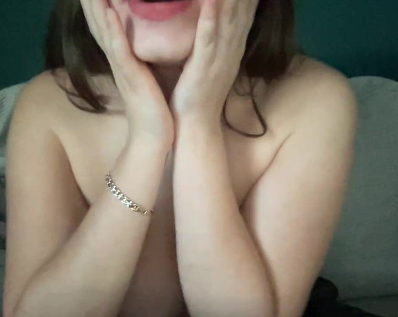 Your_submissive_doll - (Valorie) - I had a very fun stream today , I’m glad you enjoyed my boobs hehe