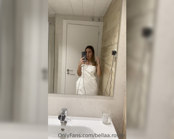 Msbellla - (Ms. Bella) - I wish you would hop in the shower with me