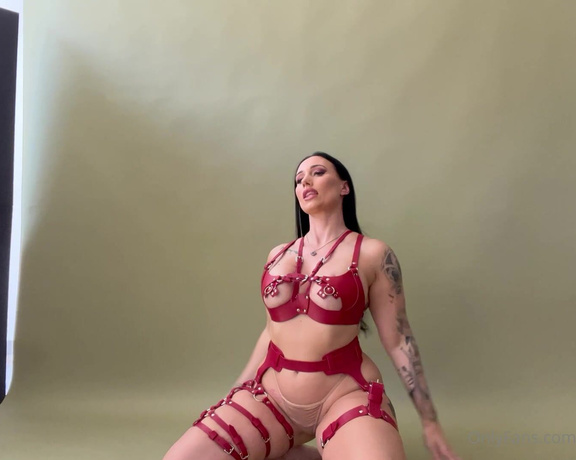 Moneybirdette - Content dump from my shoots 3