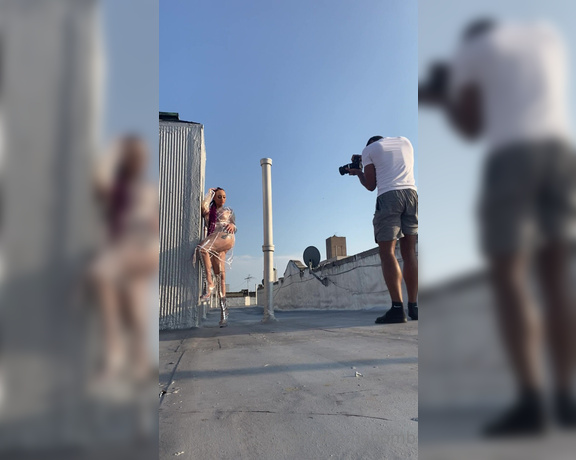 Moneybirdette - Bts with @dashtv