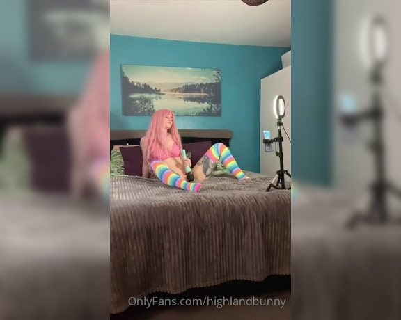 Highlandbunny - (Highland Bunny) - Here’s a little POV look into me making the video I posted here. I thought people will maybe like