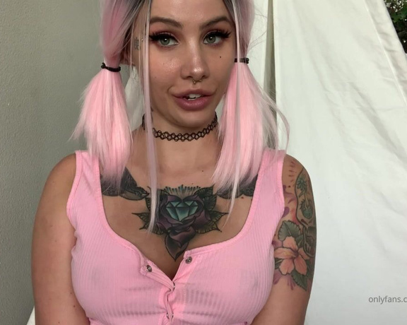 Ashlielotus - Cotton candy pink vampire wants your cum all over