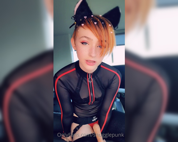 Snugglepunk - OnlyFans Video 04