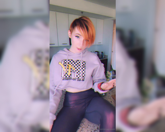 Snugglepunk - OnlyFans Video 86