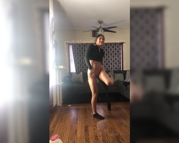 Savannahskyexo0x - (Savannah Skye) - That one time I tried to send a sexy video to my landlord and it back fired