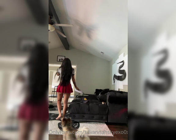 Savannahskyexo0x - (Savannah Skye) - FUCK GUYS  my landlord found out about my pet raccoon!!! I had to let him stretch me out in