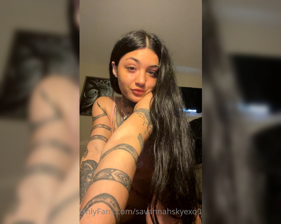 Savannahskyexo0x - (Savannah Skye) - I’m in love with you