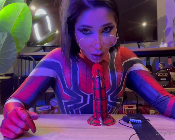 Annabgo - (Anna Beggion) - (114660917) Huge right I mean... huge fan of Spider Man!