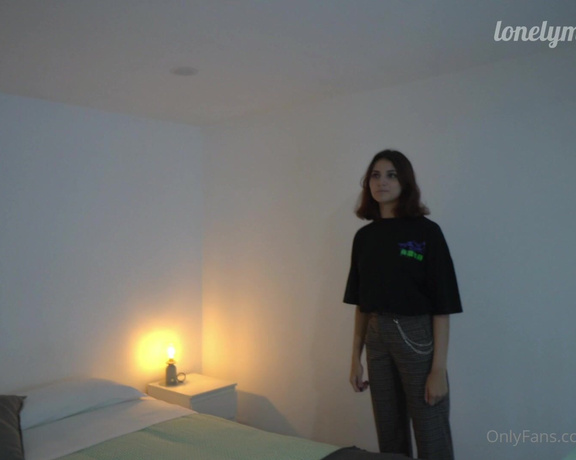 LonelyMeow - @serena.00 TWO GIRLS UNDER SAME ROOF preview !!! 36 minutes movie available soon!