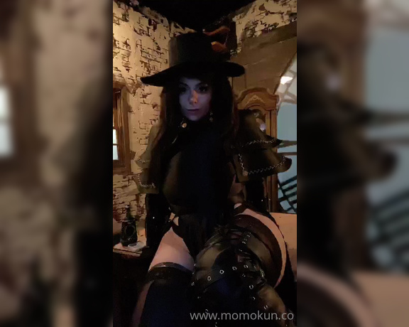 Mariah Mallad AKA Momokun - Shot some real good stuff! Going to be releasing my spreaad eagle of my plague doctor on here HD i