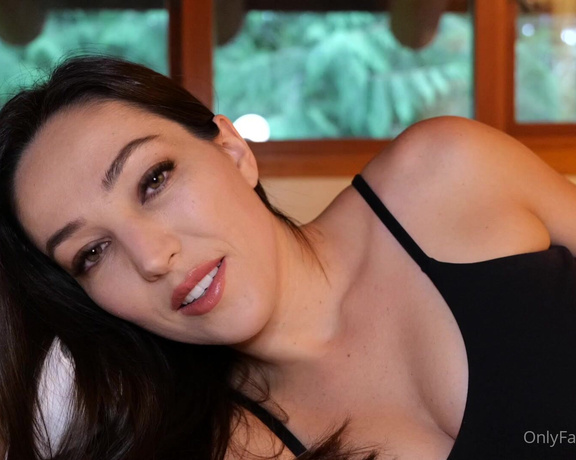 Orenda ASMR AKA Orenda - EroticASMR Away From Civilization With Your Loving and Comforting Girlfriend (Role Play, Onlyfans)