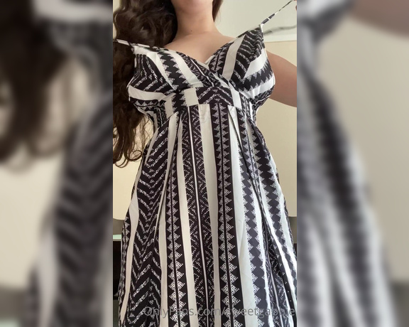 Gabrielle AKA Sweetgabbie - (350164540 7) I adore light summer dresses like this one, they just make me feel so... easily accessible 7