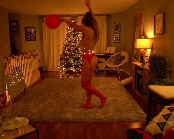 Emma Bloom aka Bloomyogi - On Christmas we like to let loose.....