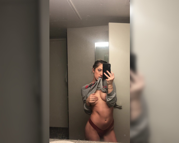 Onlykarli - OnlyFans Video 74