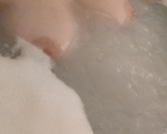 Purplehailstorm - I am taking a wonderfully bubbly bath right now, and Ive managed to position the jets justtttt righ