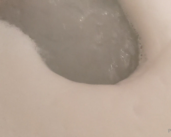 Purplehailstorm - I am taking a wonderfully bubbly bath right now, and Ive managed to position the jets justtttt righ