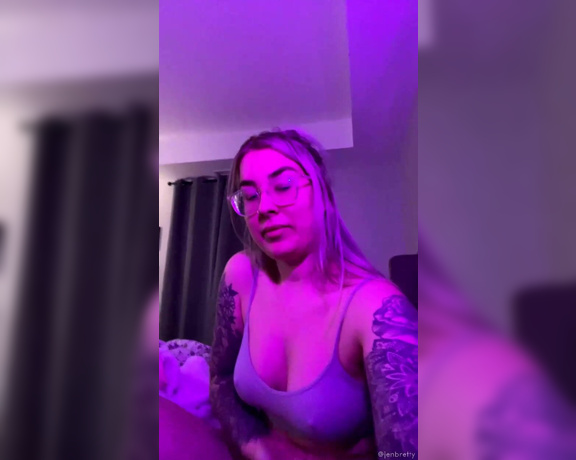 Jen Brett aka Therealjenbretty - 1 HOUR LIVE STREAM!!!!!! I just figured out how to post my LIVE stream from the other night while 2