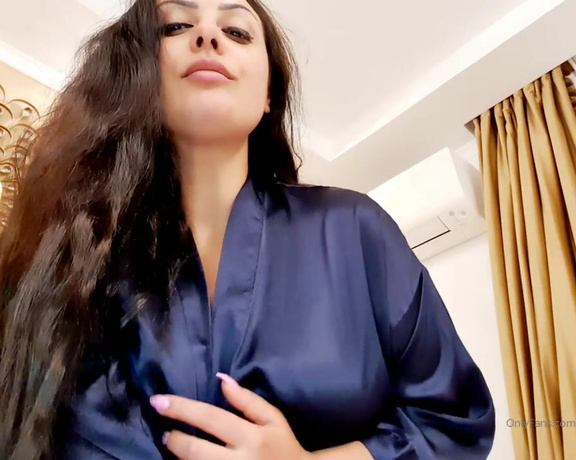 Ezada Sinn aka Ezada - Noapte buna, My devotee. Today you must start the #GoddessWorshipSunday earlier. you will start it