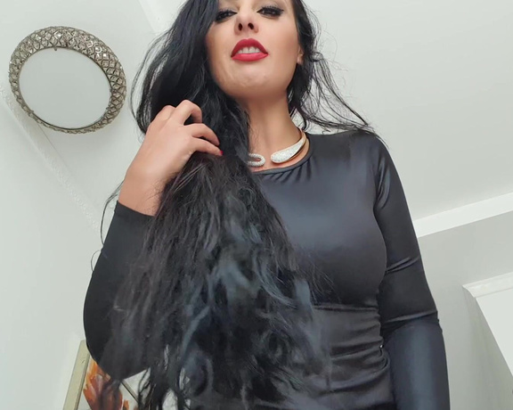 Ezada Sinn aka Ezada - #OpenLetter for a thirsty baby boy. When Mommy give you Her spit you better show the right appreciat