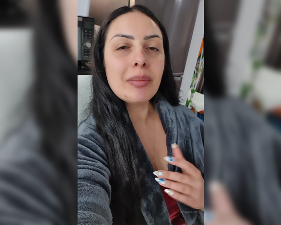 Ezada Sinn aka Ezada - Buna dimineata, My devotee. I never watch the news and I was not aweare of the magnitude of the Coro