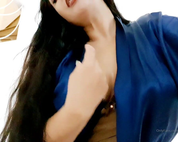 Ezada Sinn aka Ezada - Touch! I made this clip yesterday evening but the Onlyfans servers were under maintenance.