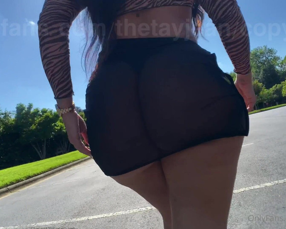 Thetayjean - Who loves to watch me walk around , I let my skirt ride up