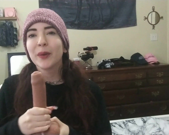 LilRedVelvet - uncircumcised joi