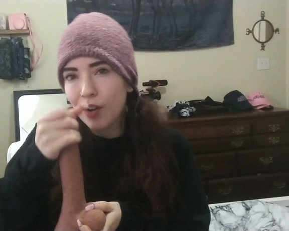 LilRedVelvet - uncircumcised joi