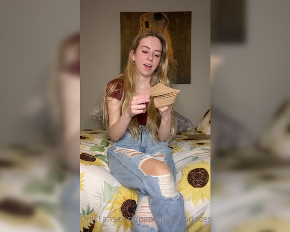 Pantyhosegirl99 aka Pantyhose_princess99 - Fun little masturbation video Full video will be in your messages!