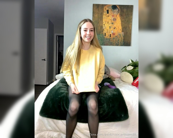 Pantyhosegirl99 aka Pantyhose_princess99 - Stream started at 03242021 0159 am Masturbate with me