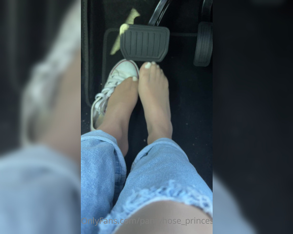 Pantyhosegirl99 aka Pantyhose_princess99 - Driving home barefoot Let’s ignore my chipped toe polish Yes I know I need to get my nails done