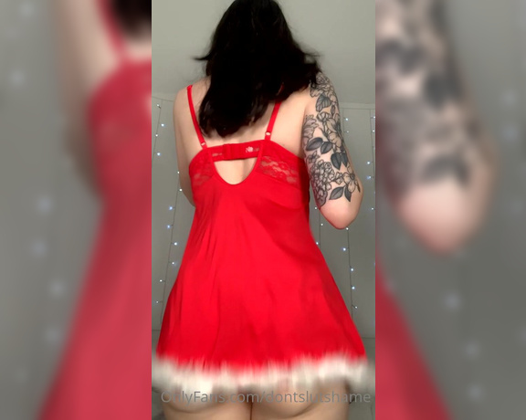 Persephone Pink aka Fxturewars - Yay lets get into the holiday spirit! Xmas ass clapping