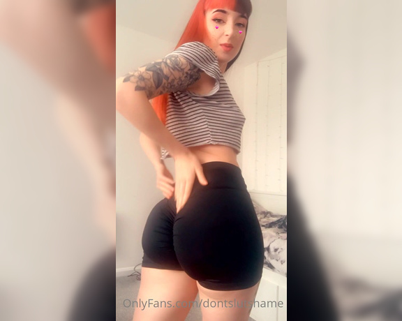 Persephone Pink aka Fxturewars - Tryna find the perfect shorts 1
